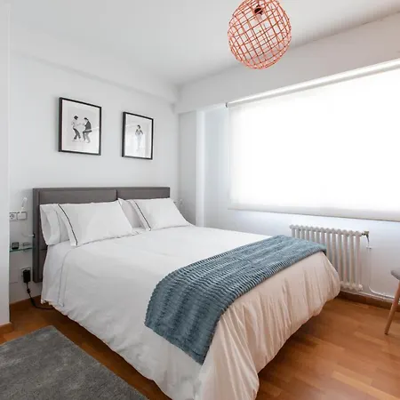 Luminoso En Cuatro Caminos